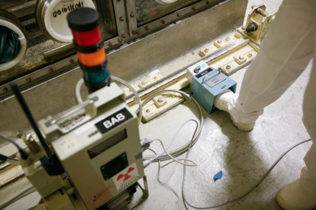 Alpha and Beta Radioactive Sources